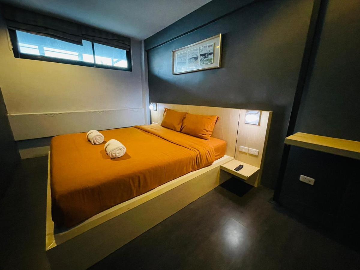 Albergue Rabbitel Phuket Exterior foto