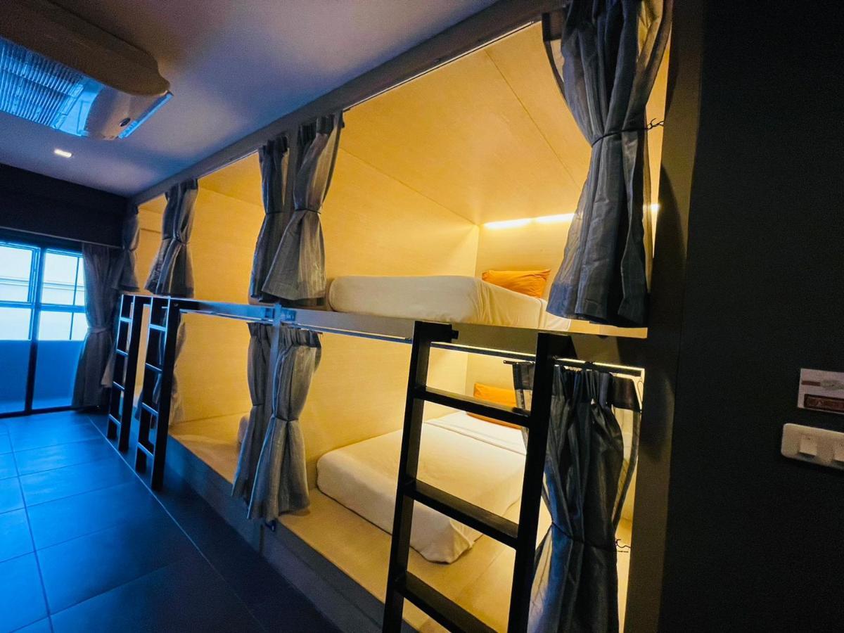 Albergue Rabbitel Phuket Exterior foto