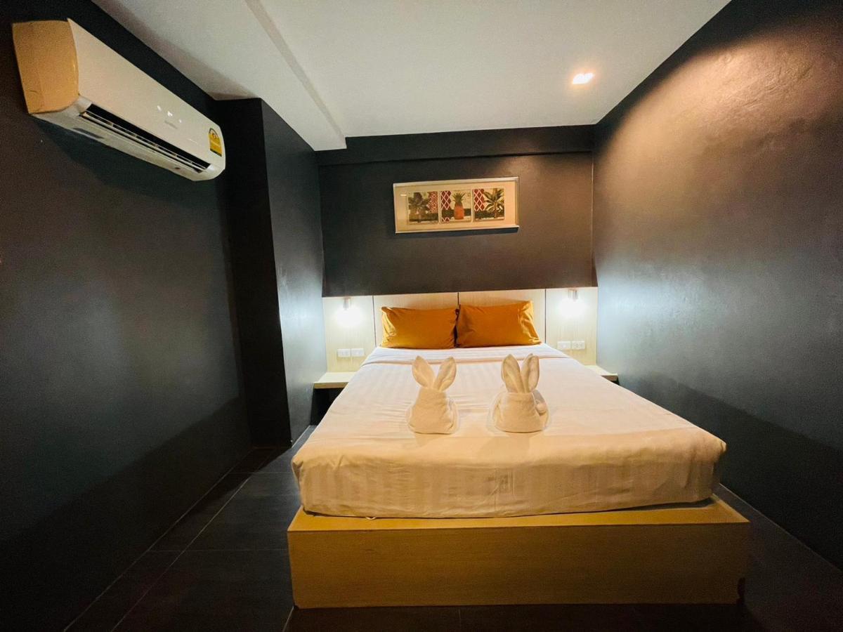 Albergue Rabbitel Phuket Exterior foto